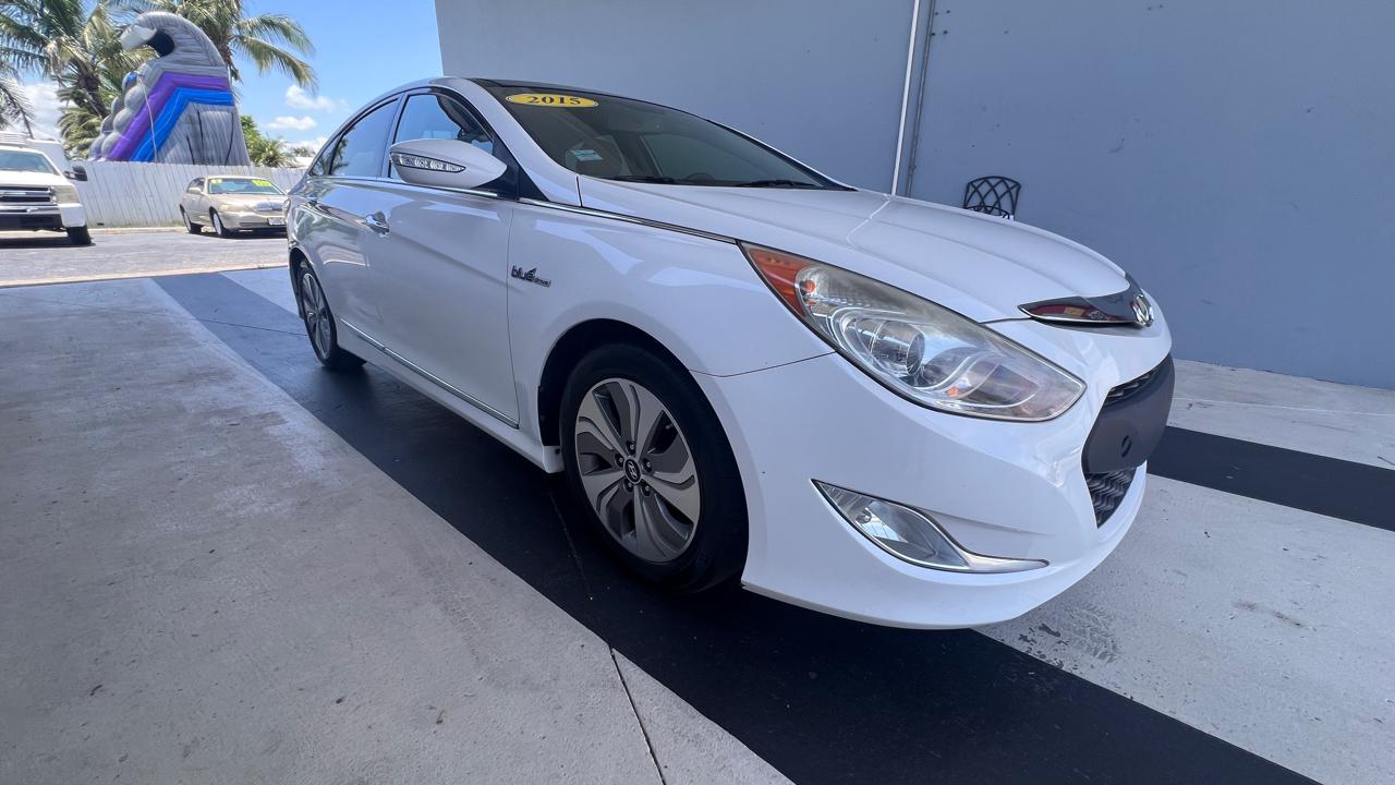 Hyundai Sonata Hybrid Sedan 2015