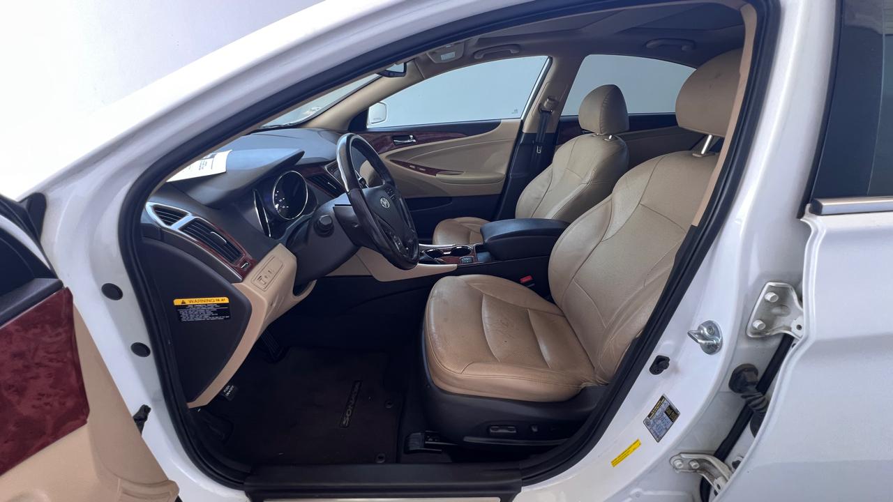 Hyundai Sonata Hybrid Sedan 2015