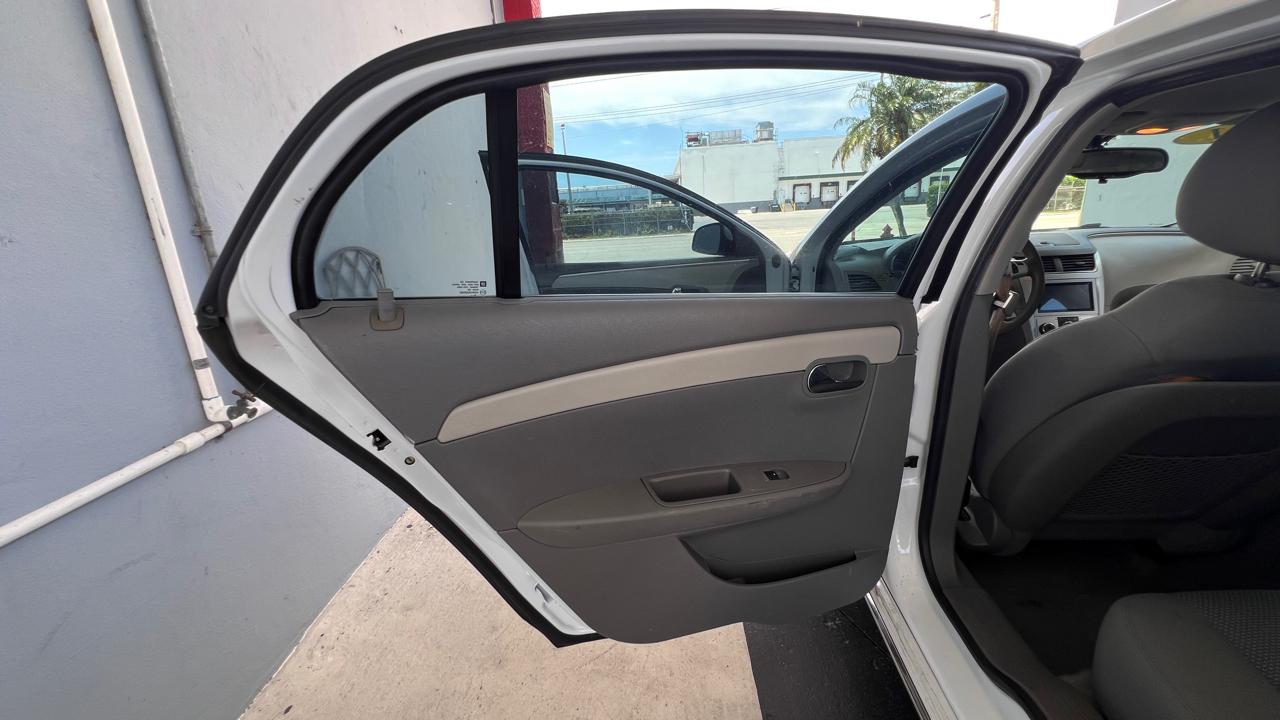 Chevrolet Malibu 1LT 2011