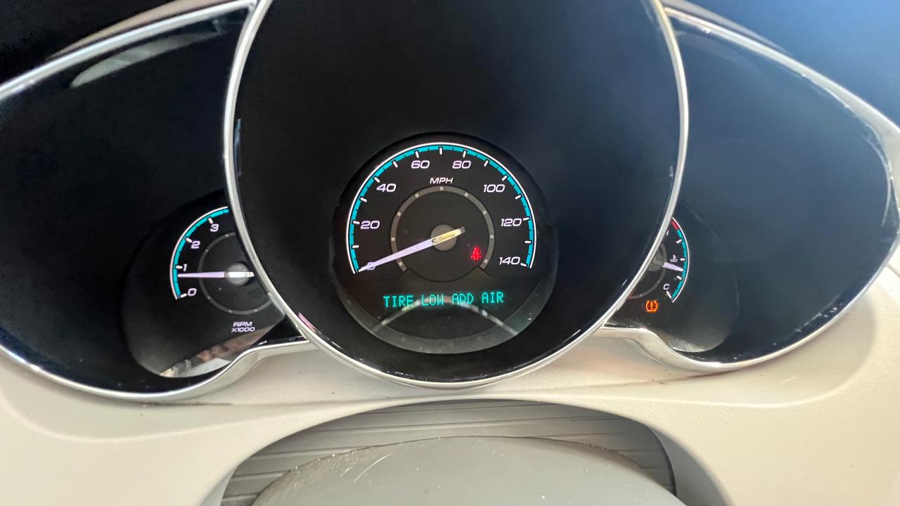 Chevrolet Malibu 1LT 2011