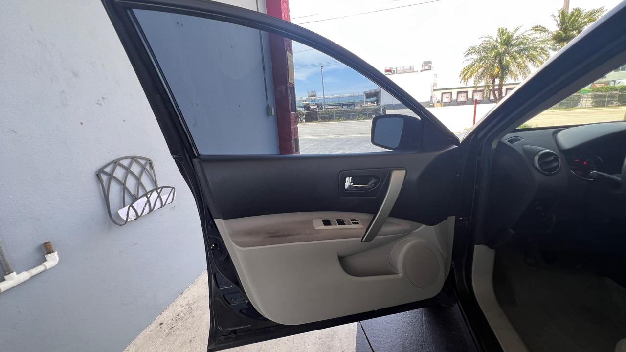 Nissan Rogue S 2WD 2013