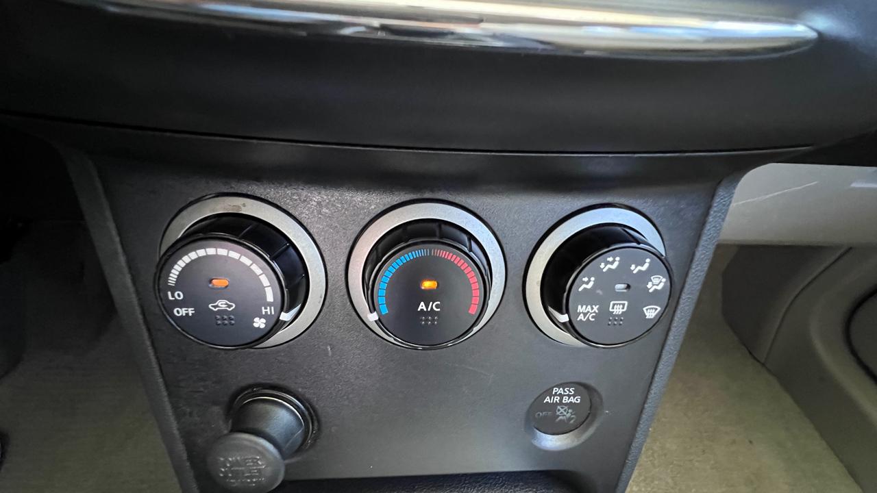 Nissan Rogue S 2WD 2013