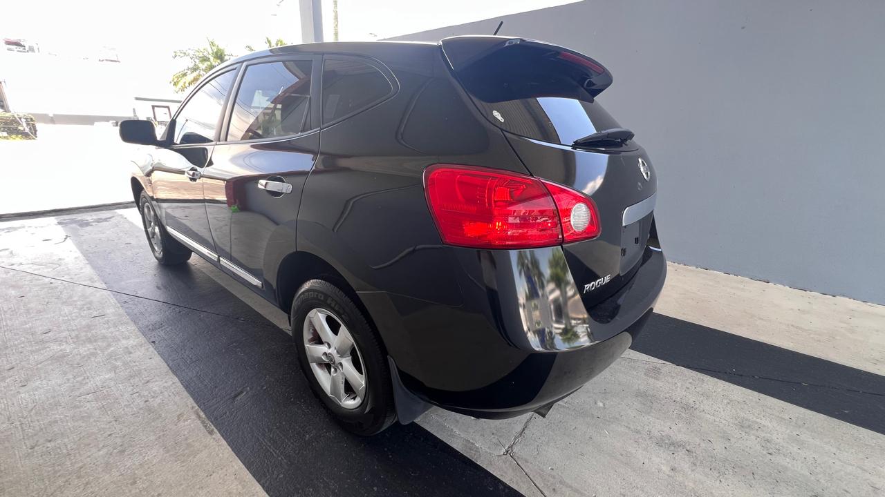 Nissan Rogue S 2WD 2013