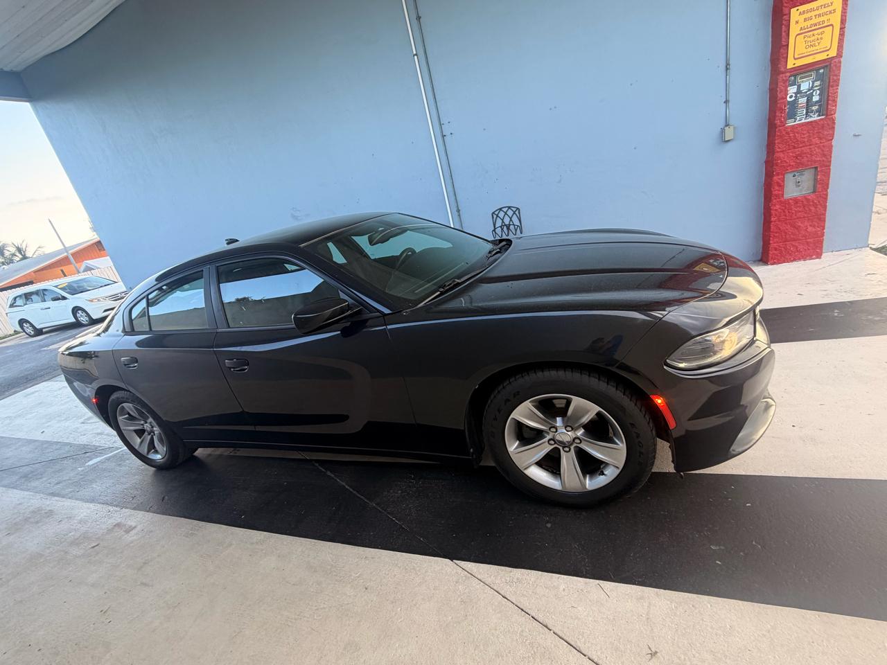 Dodge Charger SXT 2016
