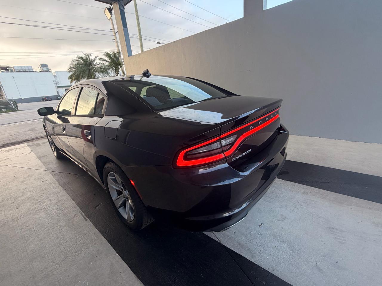 Dodge Charger SXT 2016