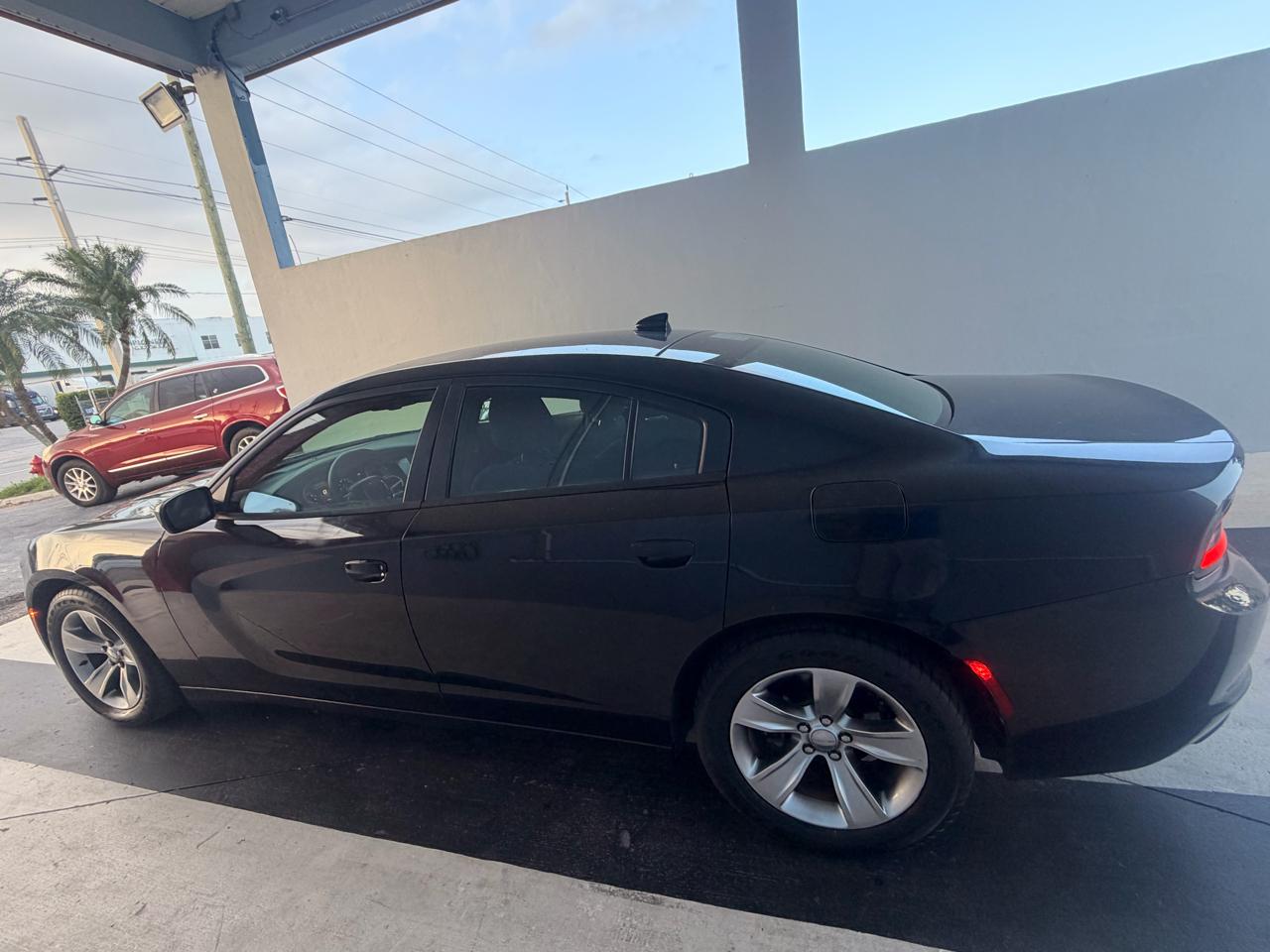 Dodge Charger SXT 2016