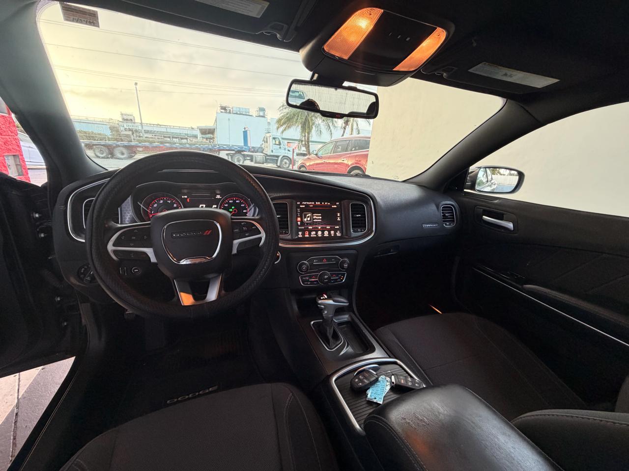 Dodge Charger SXT 2016