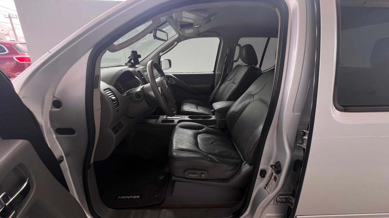 Nissan Frontier S Crew Cab 2WD 2011