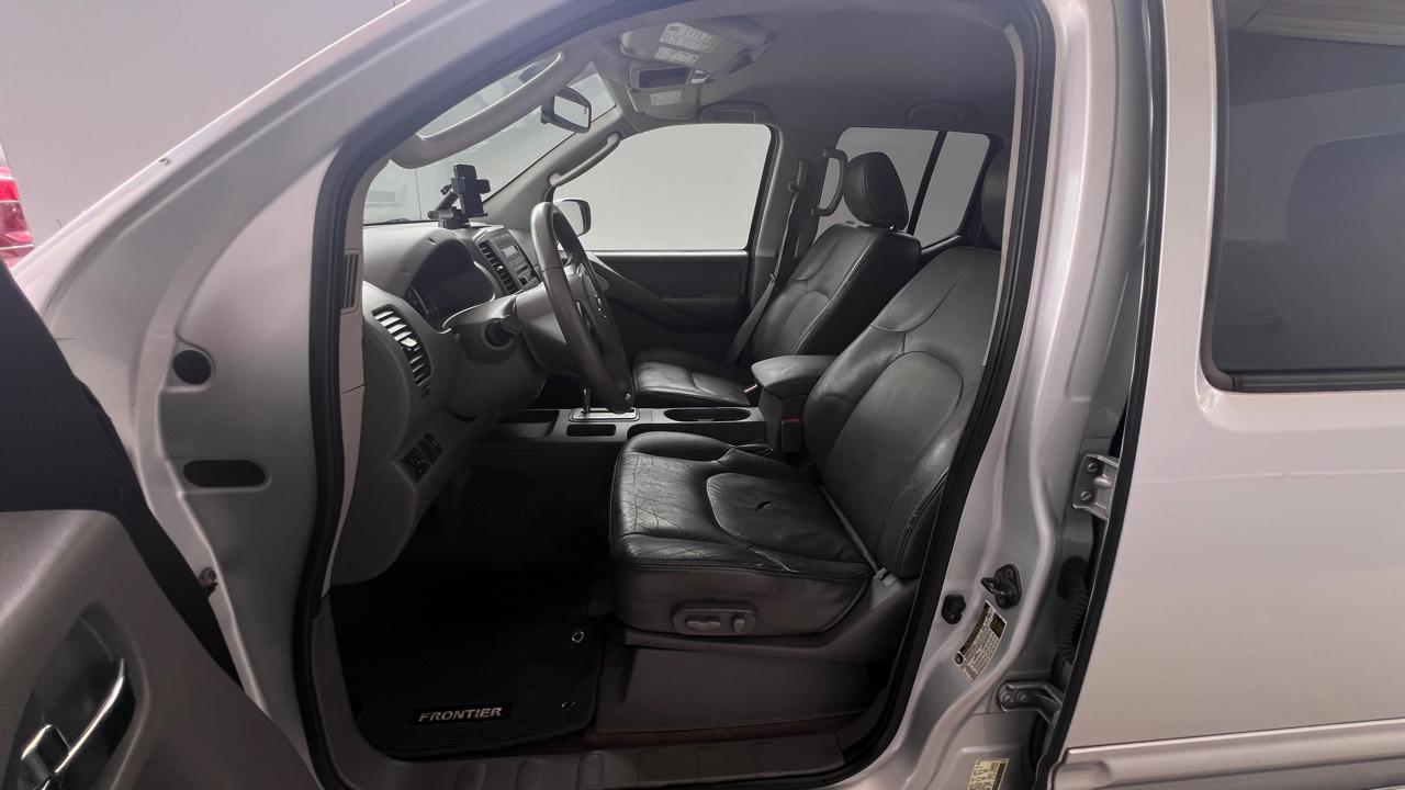 Nissan Frontier S Crew Cab 2WD 2011