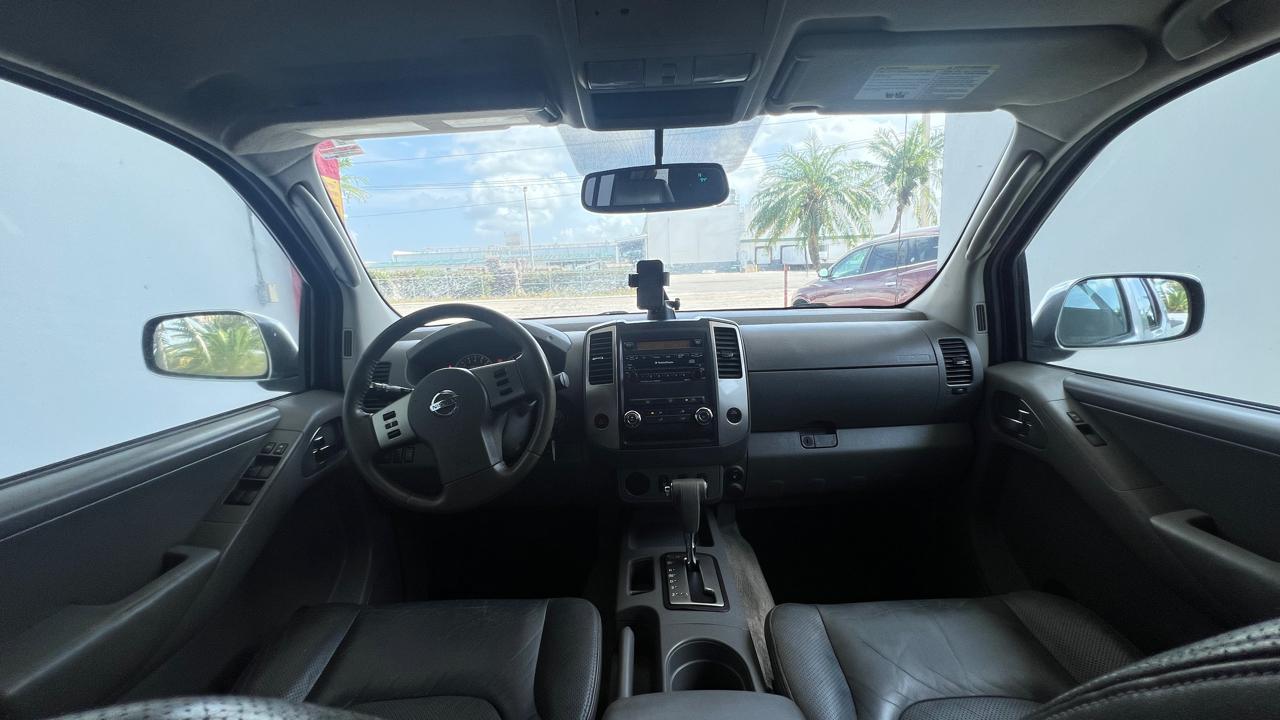 Nissan Frontier S Crew Cab 2WD 2011