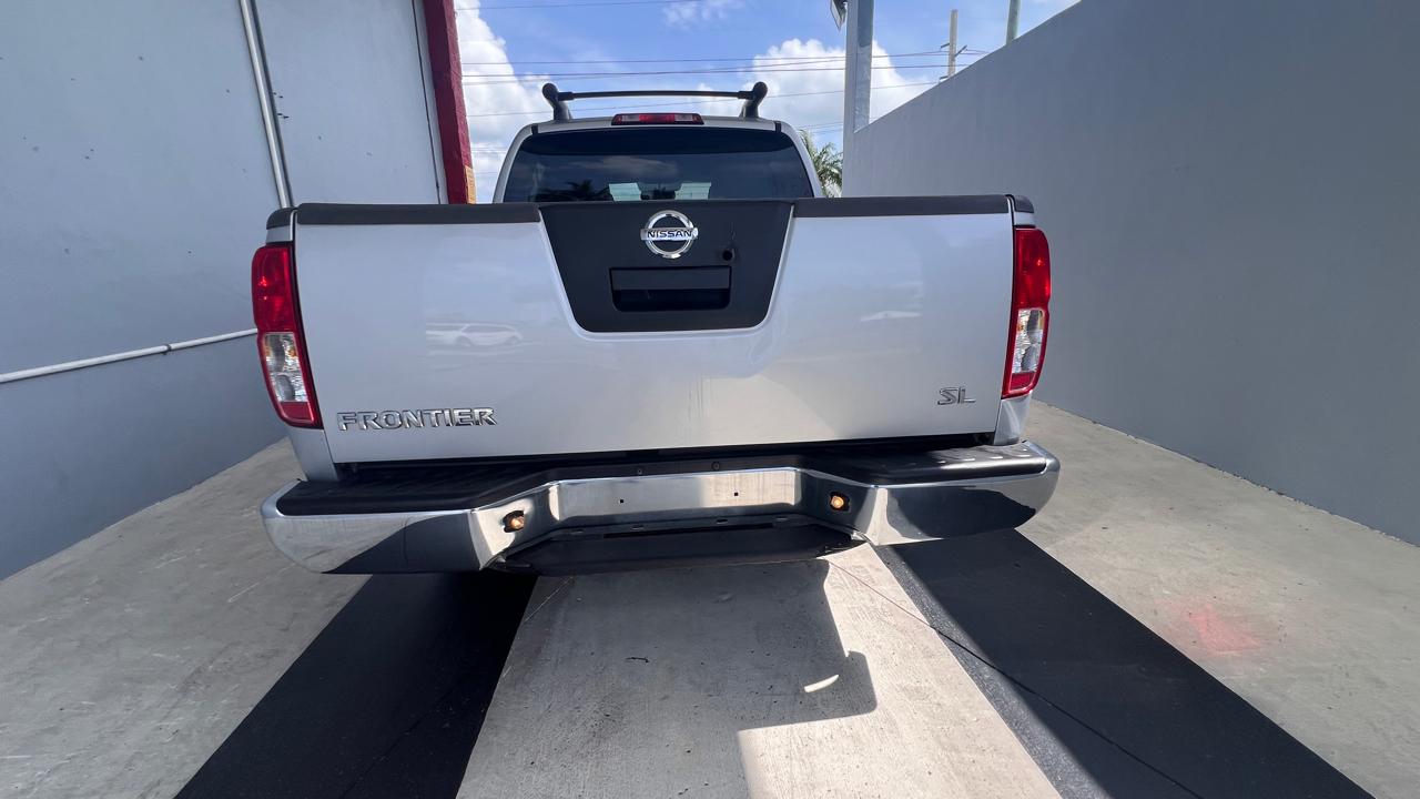 Nissan Frontier S Crew Cab 2WD 2011