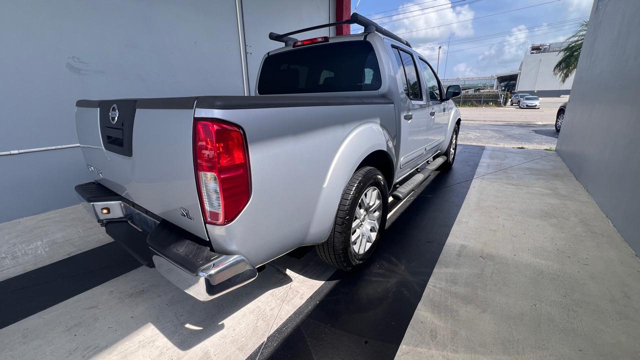 Nissan Frontier S Crew Cab 2WD 2011