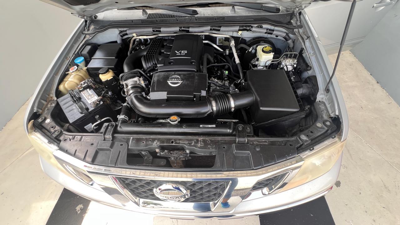 Nissan Frontier S Crew Cab 2WD 2011