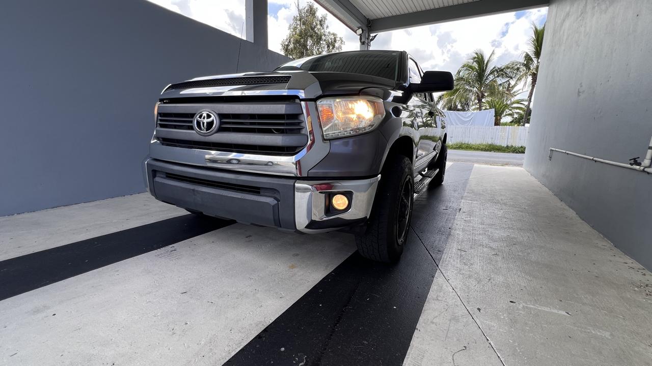 Toyota Tundra SR5 5.7L V8 Double Cab 2WD 2014