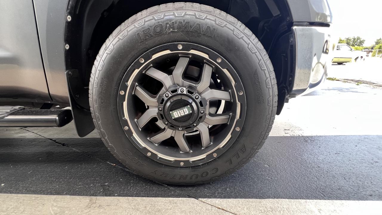 Toyota Tundra SR5 5.7L V8 Double Cab 2WD 2014
