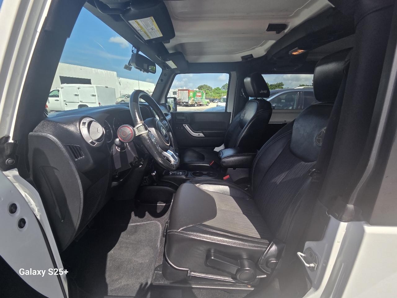 Jeep Wrangler Sport 4WD 2013