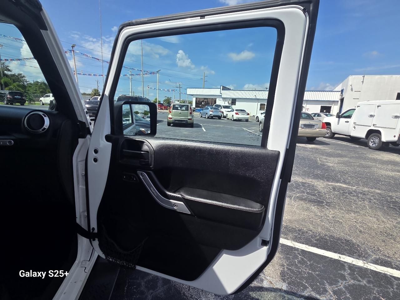 Jeep Wrangler Sport 4WD 2013