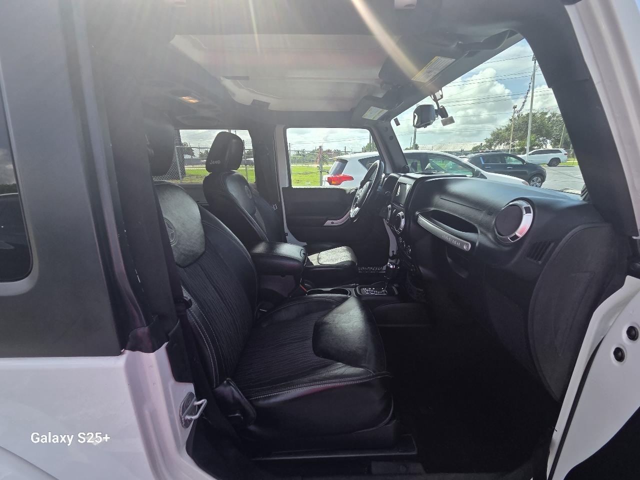 Jeep Wrangler Sport 4WD 2013
