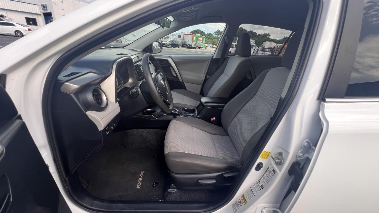 Toyota RAV4 LE AWD 2013