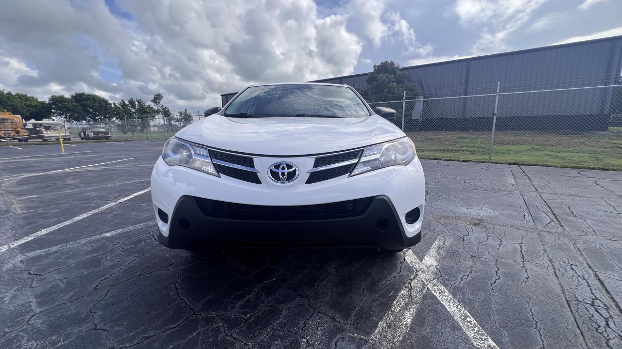 Toyota RAV4 LE AWD 2013