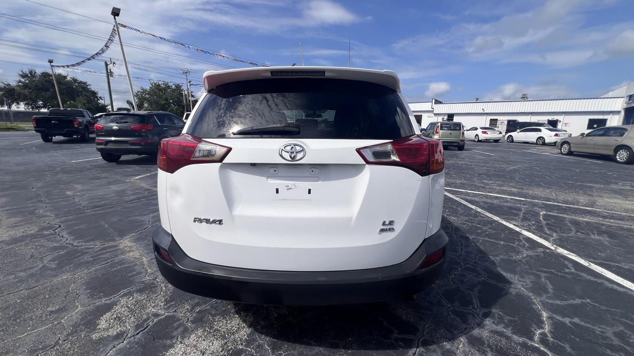 Toyota RAV4 LE AWD 2013