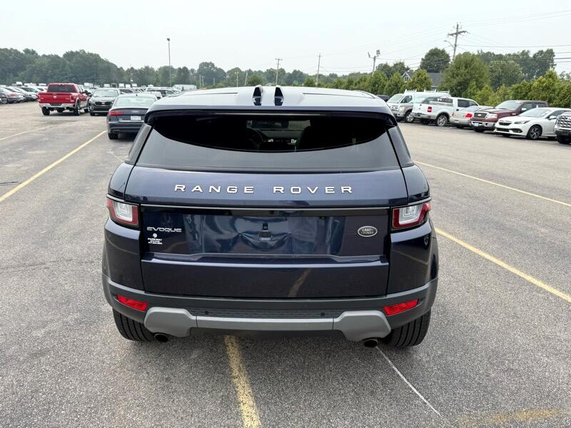 2017 Land Rover Range Rover Evoque SE photo 4