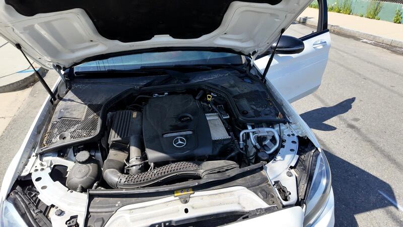 Mercedes-Benz C-Class C300 4MATIC Sedan 2017 Mercedes-Benz C-Class C300 4MATIC Sedan 2017