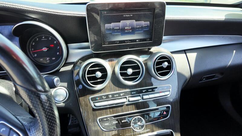 Mercedes-Benz C-Class C300 4MATIC Sedan 2017 Mercedes-Benz C-Class C300 4MATIC Sedan 2017