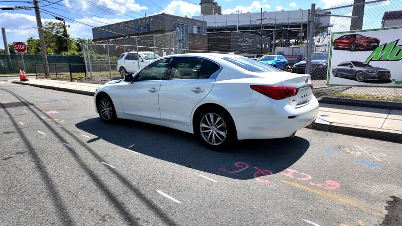 2015 Infiniti Q50 AWD photo 3