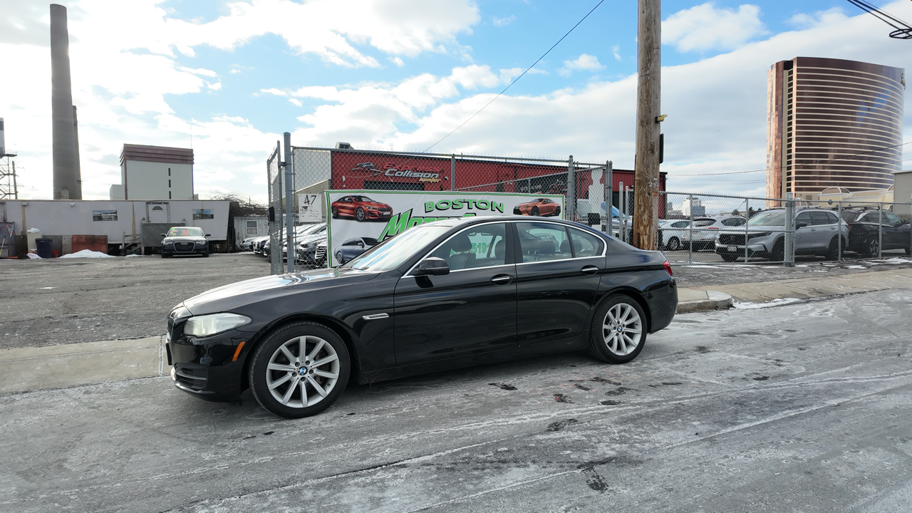 BMW 5-Series 535i xDrive 2014