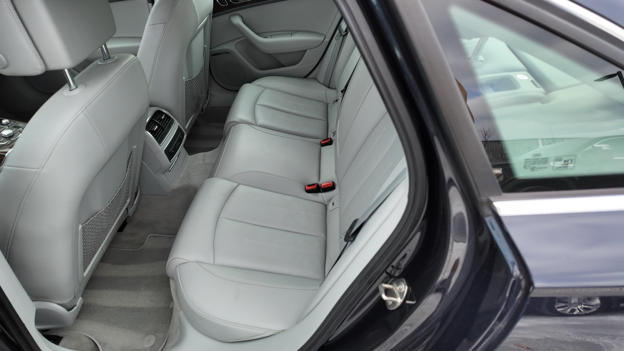 Audi A6 3.0T quattro Tiptronic 2013