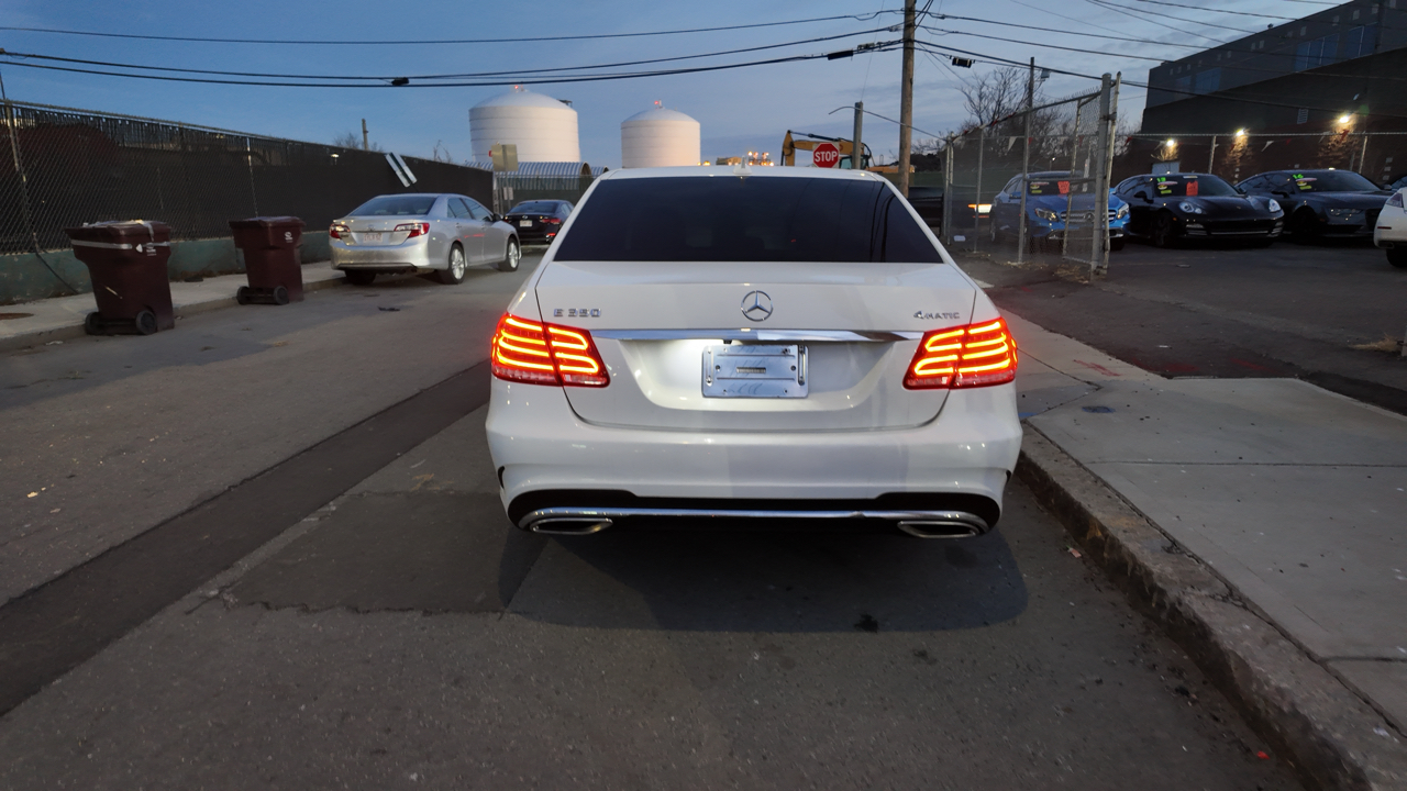 Mercedes-Benz E-Class E350 Sport 4MATIC Sedan 2016