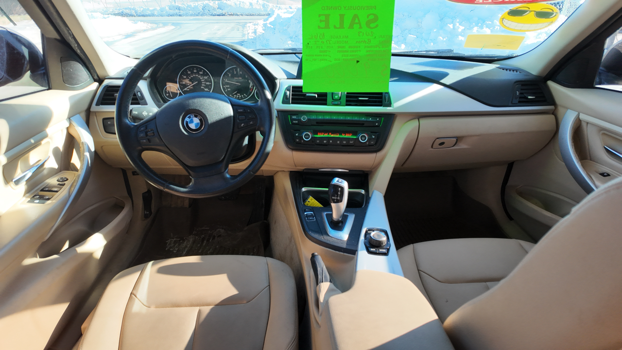 BMW 3-Series 320i xDrive 2013