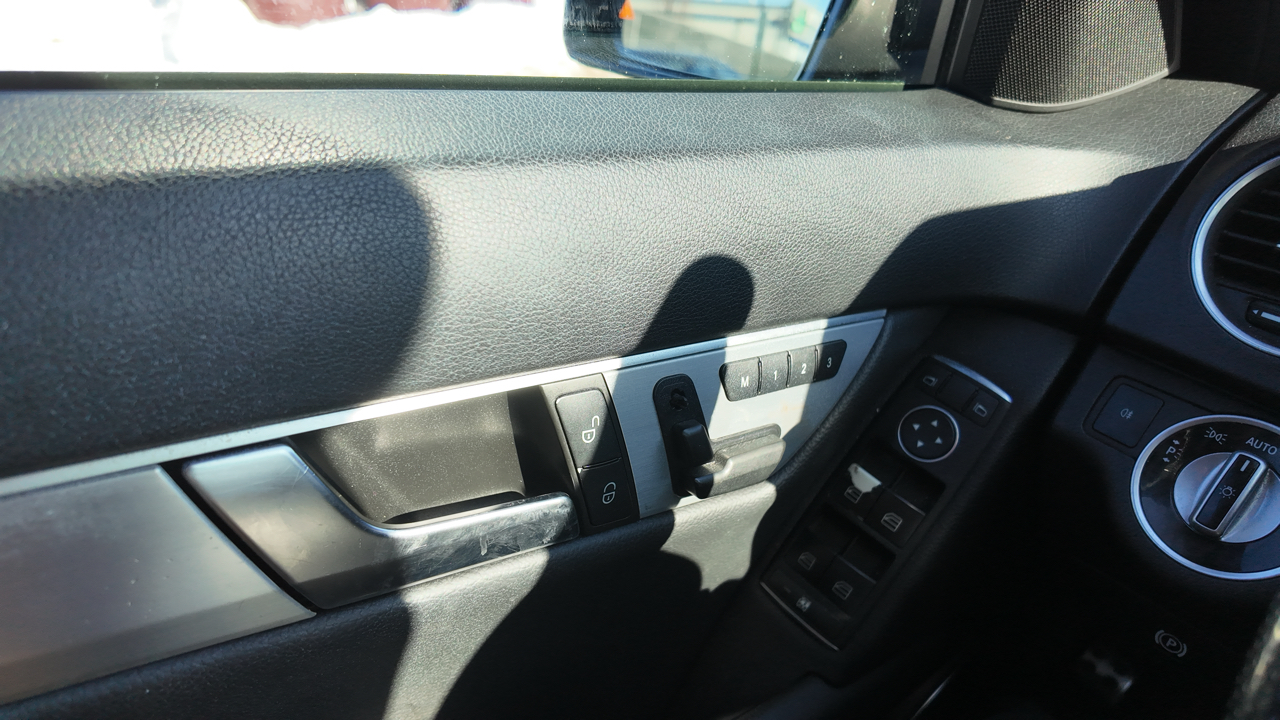 Mercedes-Benz C-Class C300 4MATIC Sport Sedan 2013