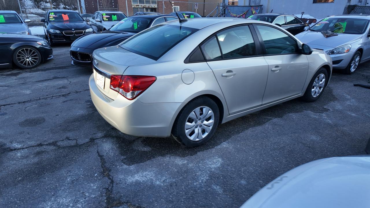 Chevrolet Cruze LS Auto 2014