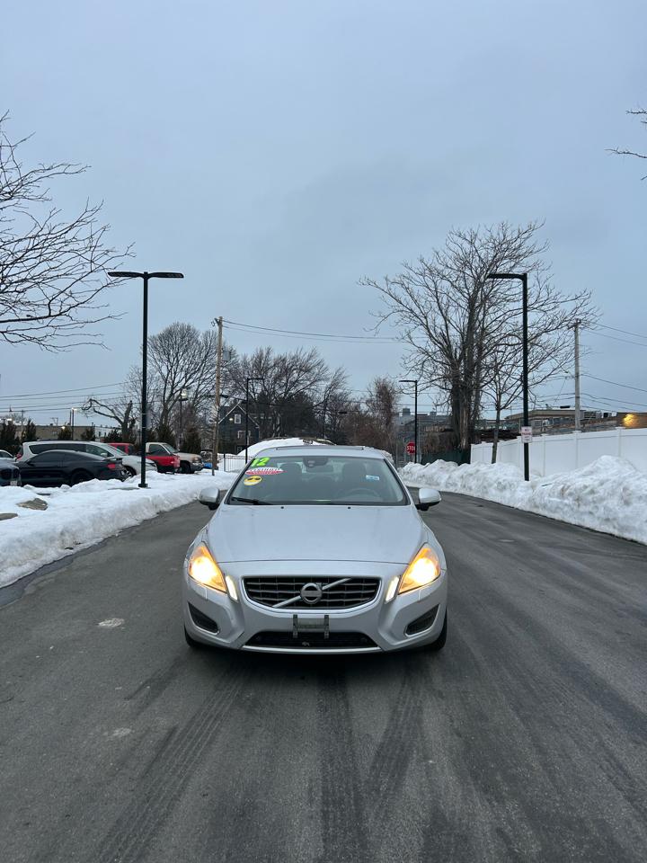Volvo S60 T5 2012