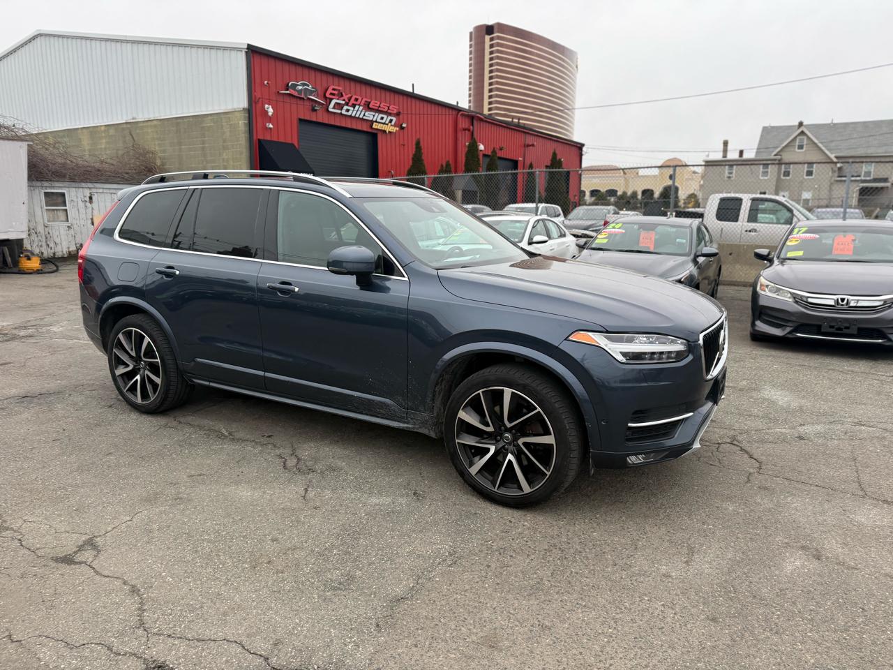 Volvo XC90 T6 Momentum AWD 2019