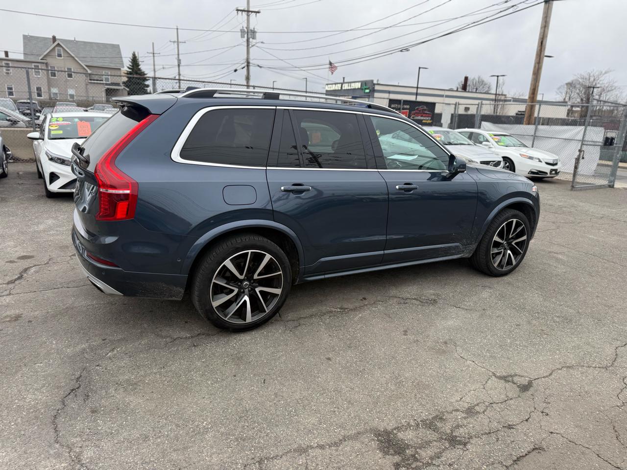 Volvo XC90 T6 Momentum AWD 2019