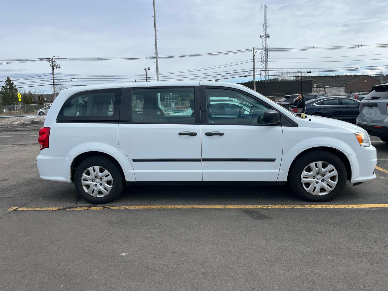 Dodge Grand Caravan SE 2014