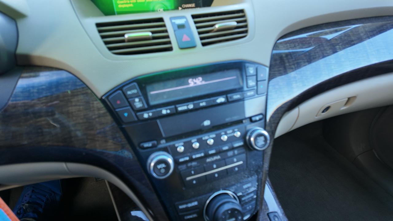 Acura MDX 6-Spd AT w/Tech Package 2012