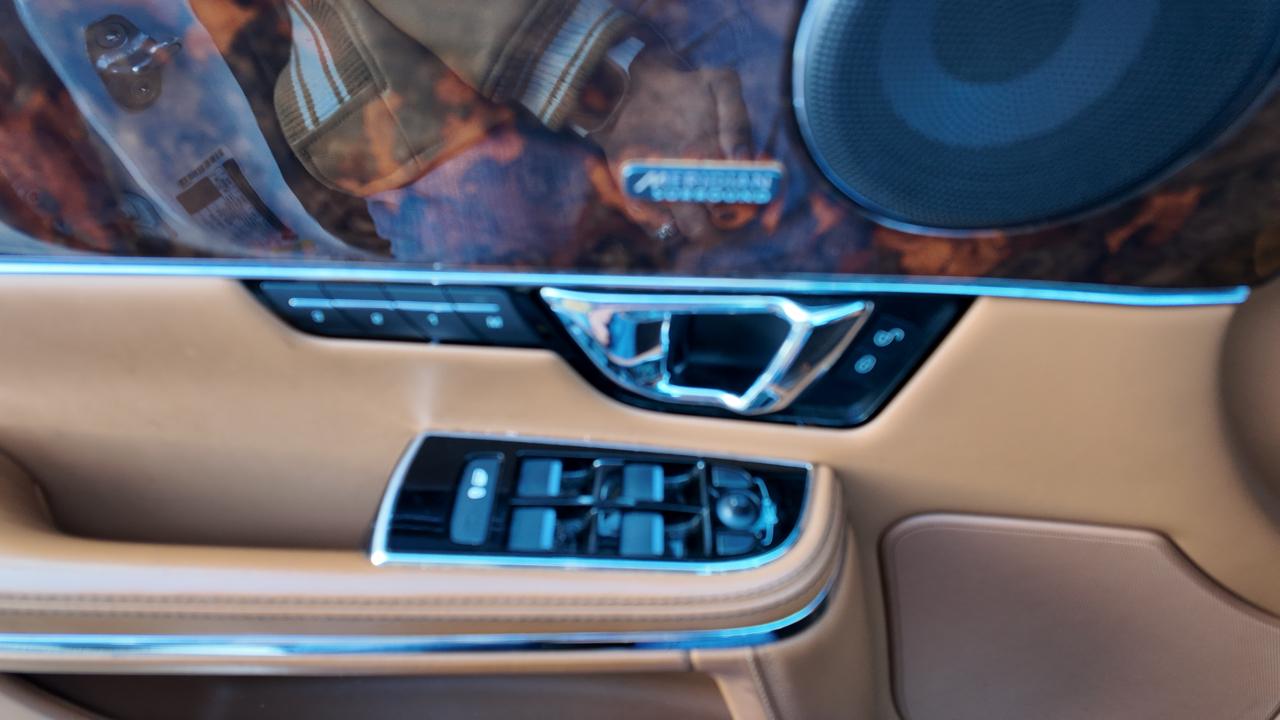 Jaguar XJ-Series XJL Portfolio AWD 2016