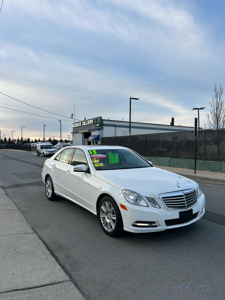 Mercedes-Benz E-Class E350 4MATIC Sedan 2013