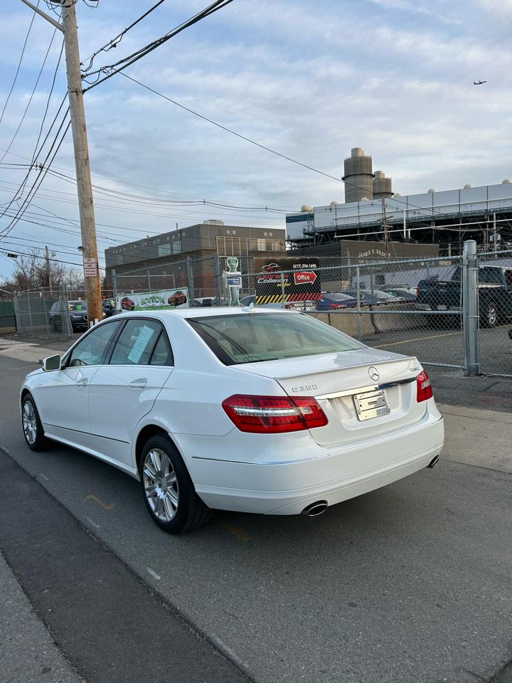 Mercedes-Benz E-Class E350 4MATIC Sedan 2013