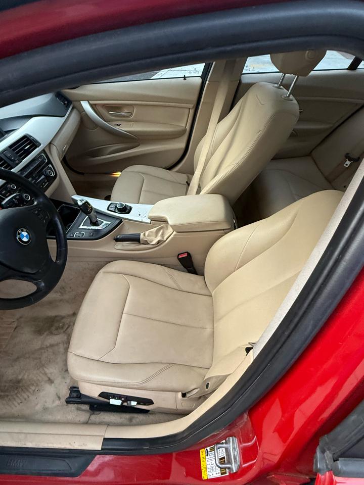BMW 3-Series 320i Sedan 2016
