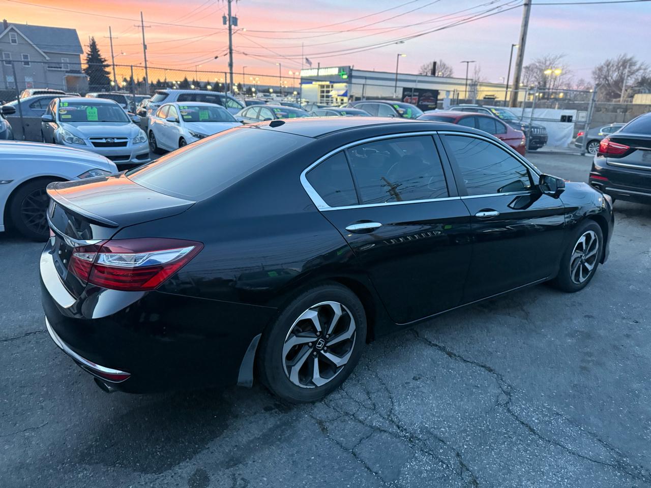 Honda Accord EX-L Sedan CVT 2016