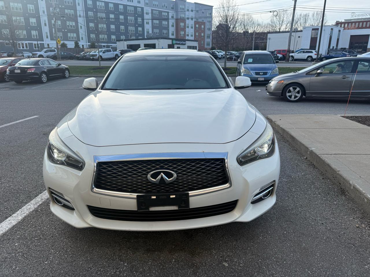 Infiniti Q50 Base AWD 2015