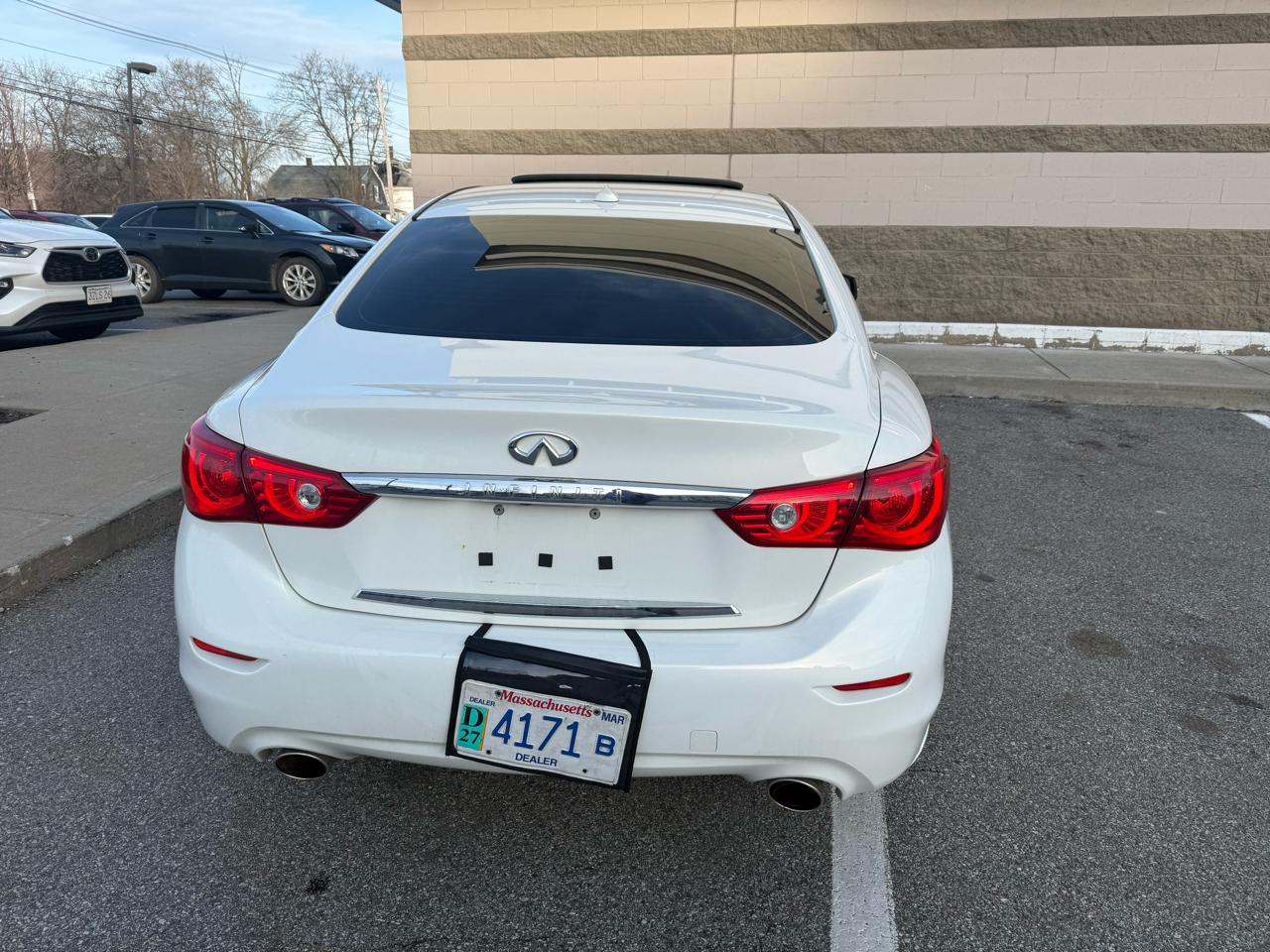 Infiniti Q50 Base AWD 2015
