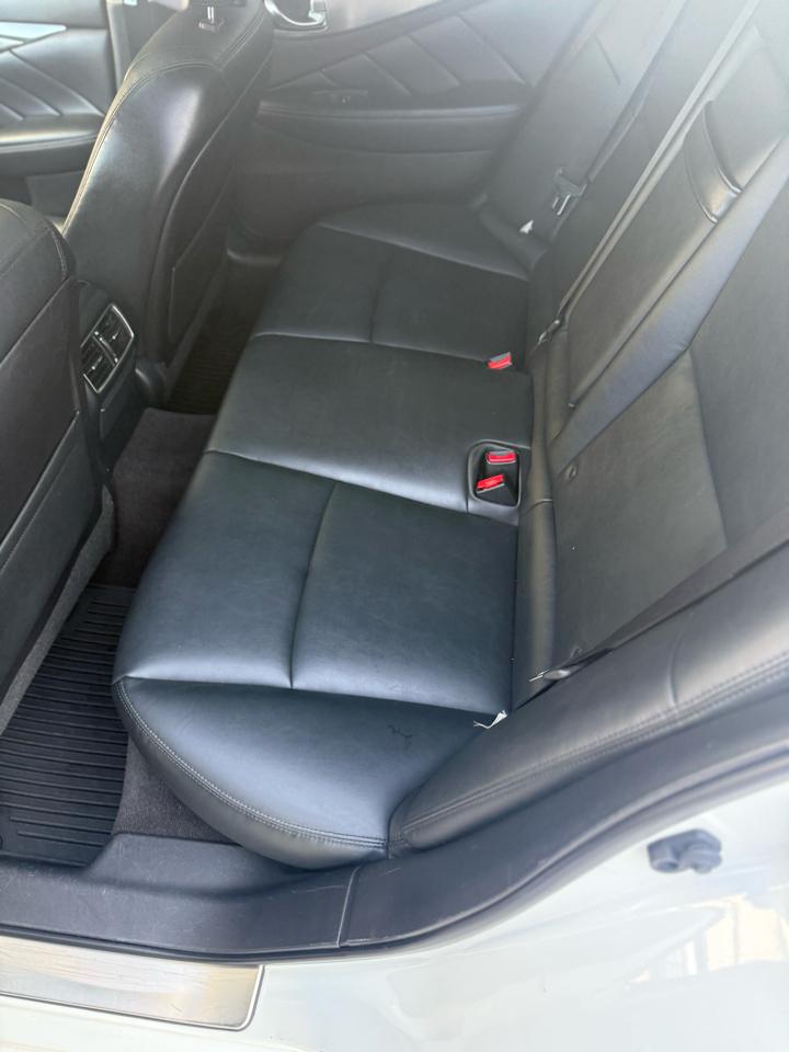 Infiniti Q50 Base AWD 2015