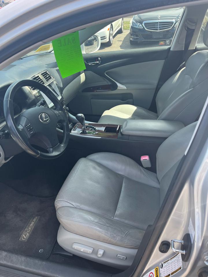 Lexus IS IS 250 AWD 2006