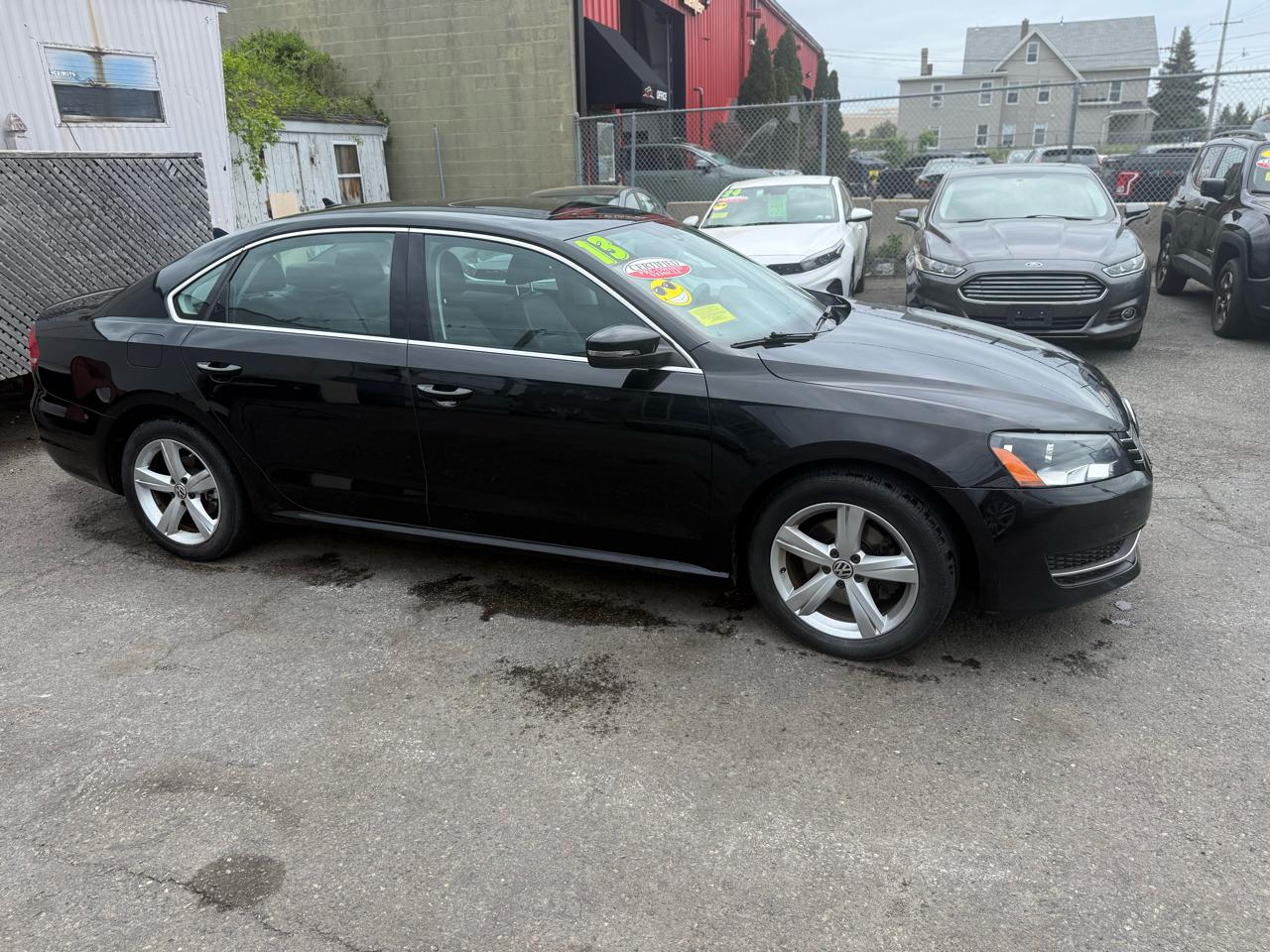 Volkswagen Passat 2.5L SE AT 2013